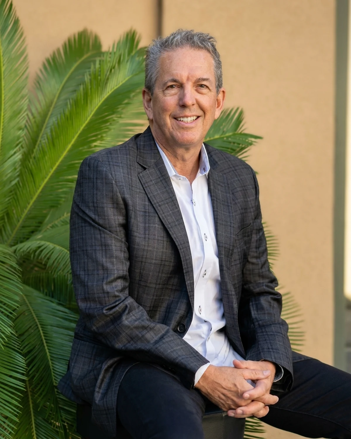 Dr. Rod W. Gore, AACD-Accredited cosmetic dentist in Scottsdale, Arizona